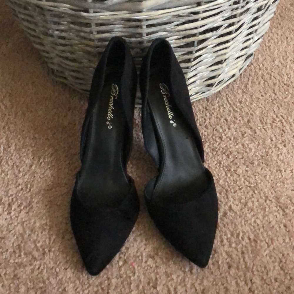 Blacks heels.
